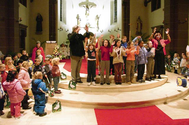 Photo by Stefan LayesPrior to the lantern procession in Ramstein-Miesenbach, a St. Martin’s  worship service takes place at 6 p.m. Tuesday in the Catholic church.