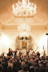 Photos courtesy of Marcus Latsch, Mosel Musikfestival VAGmbHBarocksaal, Kloster Machern.