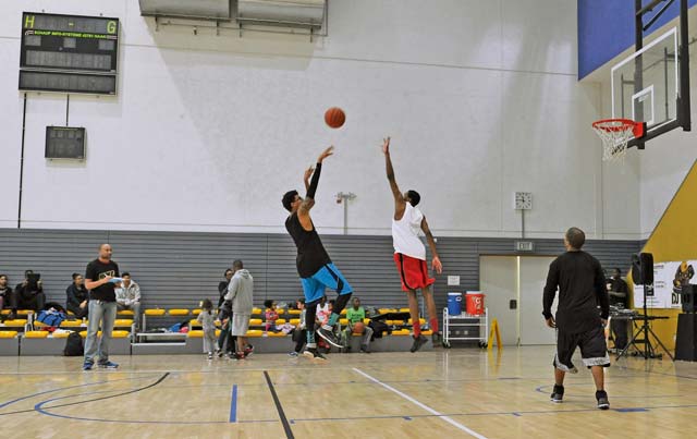 Contestants compete during the 86th Airlift Wing African-American History Month Committee’s 21-point coed basketball competition Feb. 14 on Ramstein.