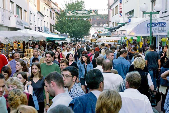 Courtesy photo Zweibrücken celebrates Zweibrücken sponsors its annual city fest with music bands performing on nine stages, a carnival, children’s activities and food and beverage stands today through Sunday. Bands performing today include When We Collide, Metakilla, Dynamite, Brass Machine and Scotch 4. Saturday, musical performances begin at 4 p.m. with Mississippi Tree. Bands following until midnight include Spirit of Soul, Ozzburn, Purple Haze, Revengers, The Bombshells and other bands. Sunday, open singing is offered at 10 a.m. on Alexanderplatz, followed by a worship service. Bands playing include Truck Stop, Beat Brothers, Oku & The Reggarockers, Resound and Da Vinci. An Irish Folk Festival takes place at Heilig-Kreuz-Kirche today through Sunday. For the fest program listing, including all activities and bands, visit www.zweibruecken.de.