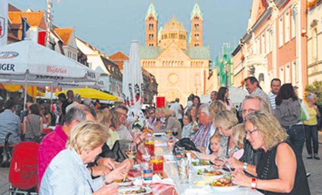 Courtesy photo Emperor’s table Speyer offers its 25th annual “Kaisertafel,” or Emperor’s Table, where local restaurants and shops serve international food on an 800-meter long table between the Kaiserdom and Postplatz, today through Sunday. A medieval parade will start the event at 5:30 p.m. today. A medieval market with a Ferris wheel, axe throwing and egg cracking will be set up near the Altpörtel gate, and various bands will perform on Maximilianstrasse and on Postplatz. On Saturday and Sunday, the event starts at 11 a.m. Children can ride on a merry-go-round, test a bungee trampoline and enjoy face-painting. For details, visit www.kaisertafel.com.