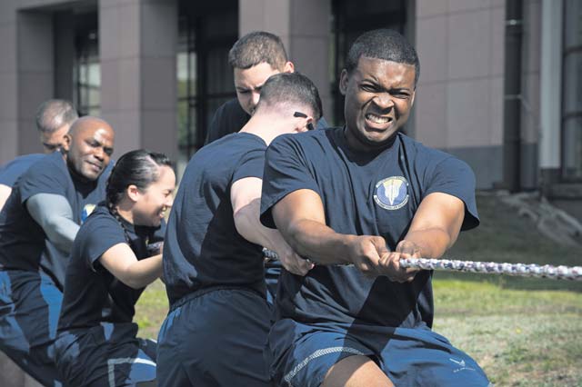 Airmen from the 86th Comptroller Squadron work together during a game of tug-of-war for the Commander’s Challenge Sept. 9 on Ramstein. The 86th Airlift Wing staff agencies and 86th CPTS placed second overall in the Commander’s Challenge.