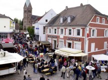Photo by Stefan Layes
Ramstein hosts Wendelinus market
The annual Wendelinus market with more than 80 exhibitors presenting arts, crafts and other merchandise takes place Saturday and Sunday in the car-free center of Ramstein-Miesenbach. All stores are open Sunday from 1 to 6 p.m.