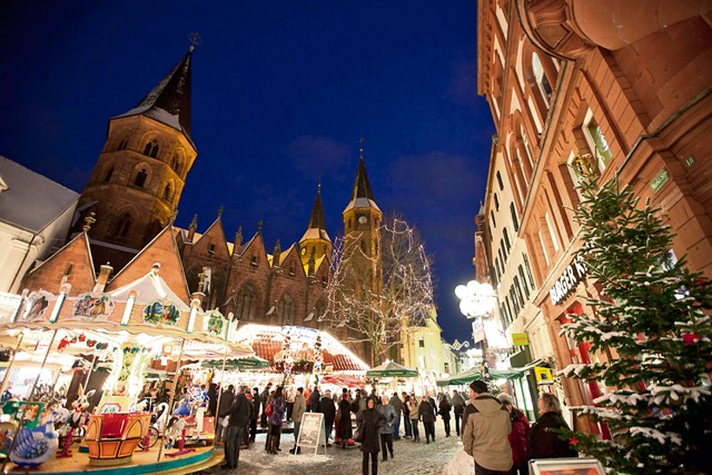 Photo courtesy of the City of Kaiserslautern Christmas, New Year’s market The Kaiserslautern Christmas market around Stiftskirche and on Schillerplatz is open through Wednesday and then continues Dec. 27 to 30. The U.S. Air Forces in Europe Band’s Wings of Dixie performs from 7:30 to 9 p.m. today at the stage on Schillerplatz. Saturday on Schillerplatz, the Heart Chor sings from 3 to 5 p.m. and the duet Nimm 2 performs from 6 to 9 p.m. Also on Saturday, American singer Klyive presents the most famous English Christmas songs from 6 to 9 p.m. in the yard of Stiftskirche. The Alphorn Qintett performs Christmas music from the Alps from 6 to 7 p.m. Sunday in the yard of Stiftskirche. Hubertus von Garnier presents soul and blues from 6 to 7:15 p.m. on Schillerplatz and 7:45 to  9 p.m. near Stiftskirche Tuesday and Dec. 29. Rick Cheyenne performs Christmas rock ‘n’ roll from 6 to 7:15 p.m. on Schillerplatz and 7:45 to 9 p.m. near Stiftskirche Wednesday and Dec. 30. Children can bake Christmas cookies for free in the children’s bakery next to Stiftskirche from 11 a.m. to 5 p.m. Saturday, Monday, Tuesday and Wednesday, and 2 to  6 p.m. Sunday. For details on the program, visit www.kaiserslautern.de.