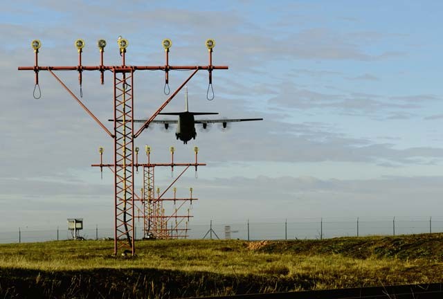 Watch me touch, watch me go