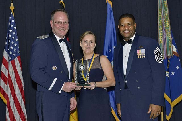 Civilian of the Year, Category I — Mary K. Hendrix, 86th Comptroller Squadron
