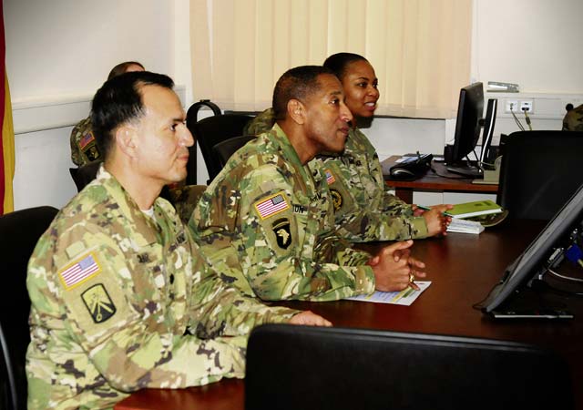 Senior leaders conduct professional development with 21st TSC Soldiers