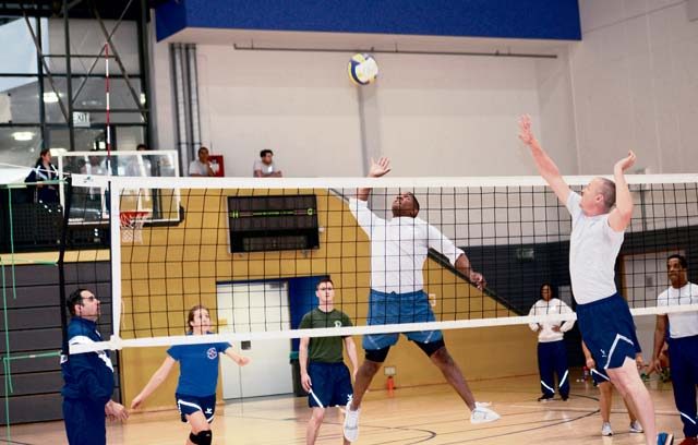 Photo by Airman 1st Class Joshua Magbanua Airmen assigned to the 86th Airlift Wing compete in a volleyball game Sept. 23 on Ramstein. The 2016 Commander’s Challenge aimed to promote camaraderie, sportsmanship and physical fitness through 15 different sporting events. The Commander’s Challenge gave Airmen a chance to connect with their colleagues from other units in friendly competition.