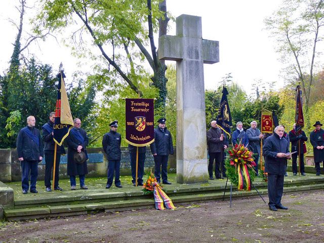 Courtesy photo Members of the 4th Air Support Operations Group, the Reservistenverband Undenheim and local officials attend a German National Day of Mourning ceremony Nov. 13 in Undenheim. Over a decade, 4 ASOG and Reservistenverband Undenheim have developed a relationship and participate in multiple activities together.