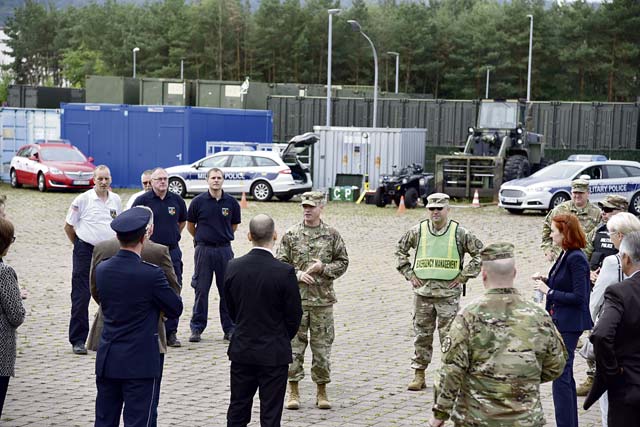 USAG RP welcomes civic leaders to new HQ