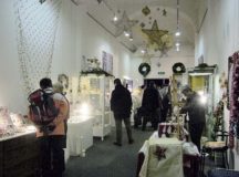 Arts, crafts market in Fruchthalle
The traditional culture market before Christmas is open 1 to 7 p.m. daily through Dec. 23 in Kaiserslautern’s Fruchthalle, next to the tourist information office. More than 80 exhibitors  present their items such as jewelry, light objects, leather goods, clothes, stuffed animals and accessories. Charity organizations offer fair-trade products. Two cafes will serve snacks, cakes, coffee and beverages. — Photo by Petra Lessoing