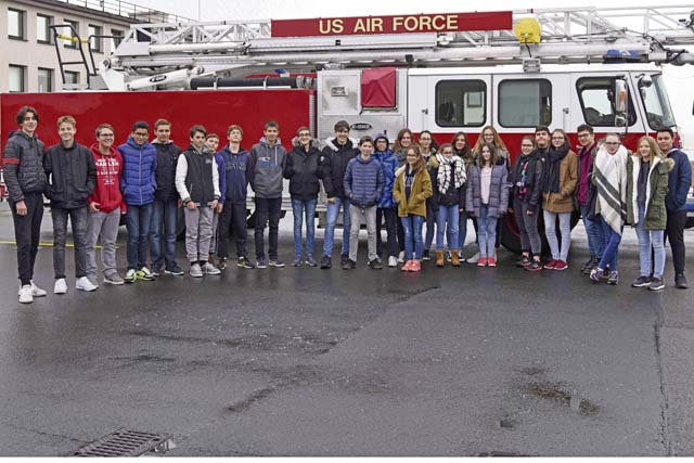 French students tour Ramstein Air Base