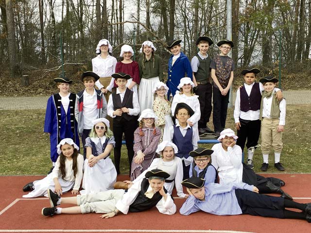 Colonial Day at LEMS