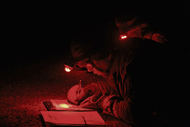 US Soldiers pursue Army Expert Badges